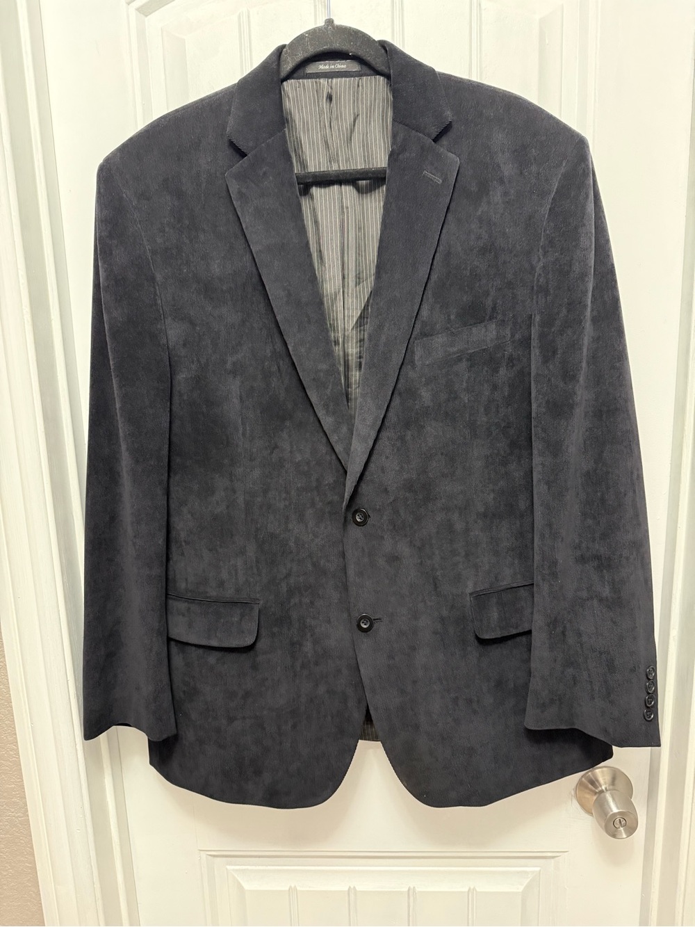 Calvin Klein By Macy’s Mens 2 Button Black Corduroy Sport Coat Blazer 44R (H-6)